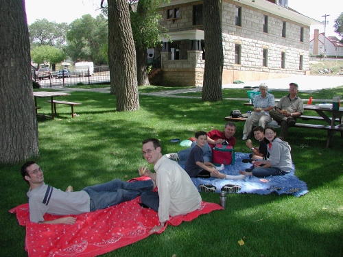 Stopping for a bite of lunch in front of the hopsital in Rock Springs.
