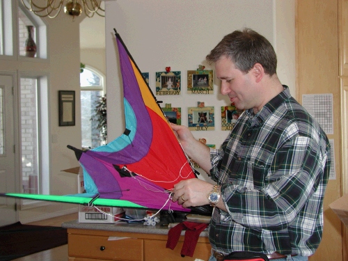 The result of the treasure hunt - a new trick kite!
Bring on the wind!