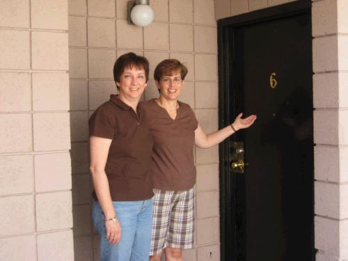 Old roommates back to where it all began....Evergreen Apartment #6.  Now it is called Park Place and Tess lives in #3.