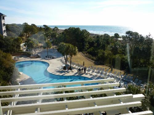 This is the view from my elliptical machine -- pool and ocean both!  It could give a person a reason to exercise!