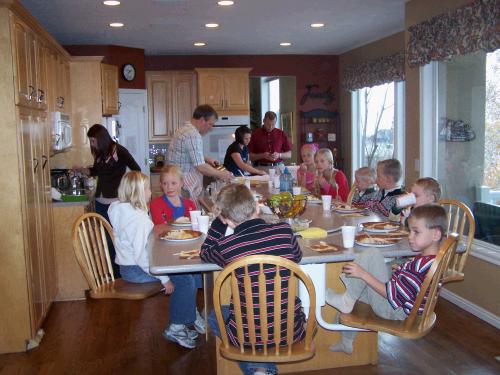There was an old woman who lived in a shoe and had so many kids she didn't know what to do...oh that's right, they are all just visiting...whew!  We had 16 kids 12 and under eating in the first shift of Thanksgiving dinner.